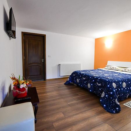 Villa Castellino Tîrgu Ocna Exteriér fotografie