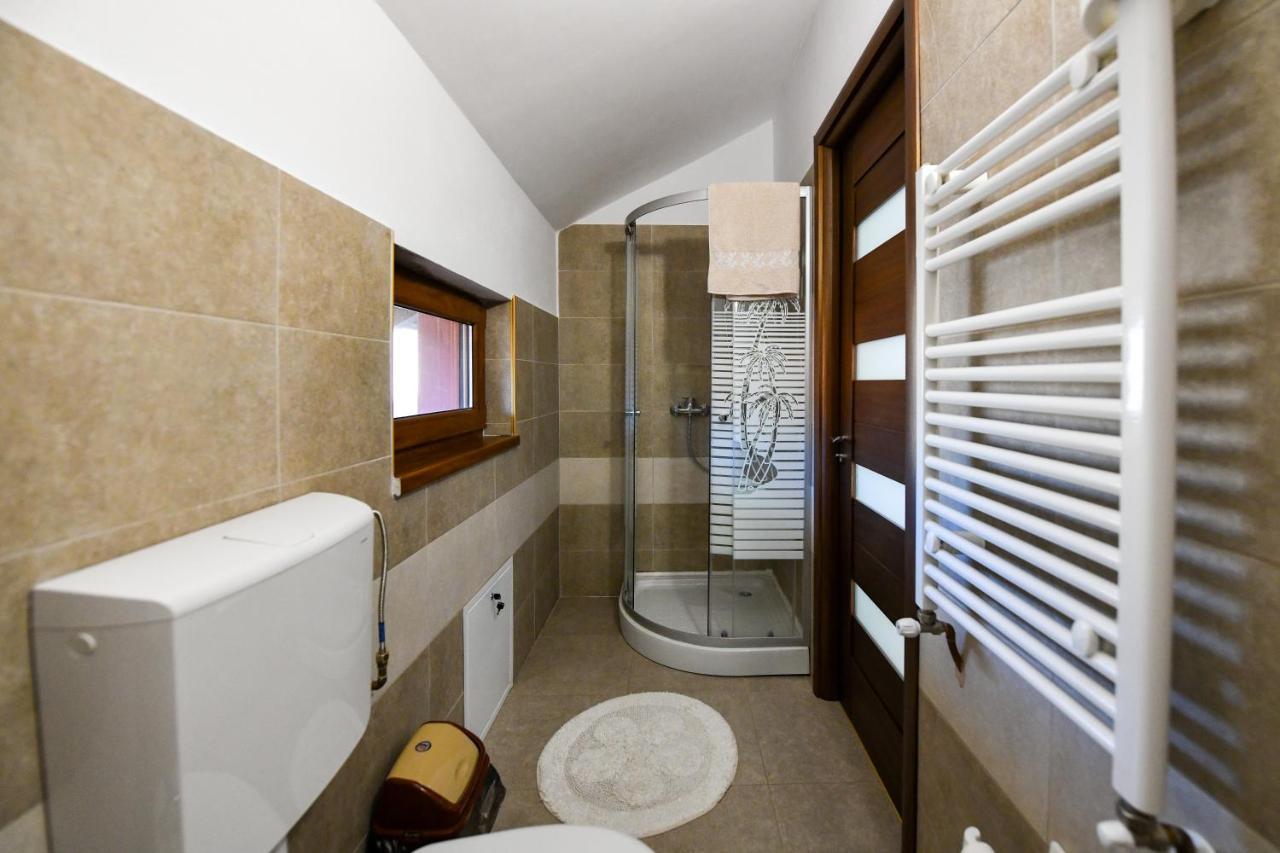 Villa Castellino Tîrgu Ocna Exteriér fotografie